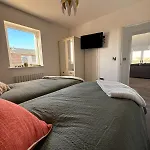 Black Dub Casa de Férias *